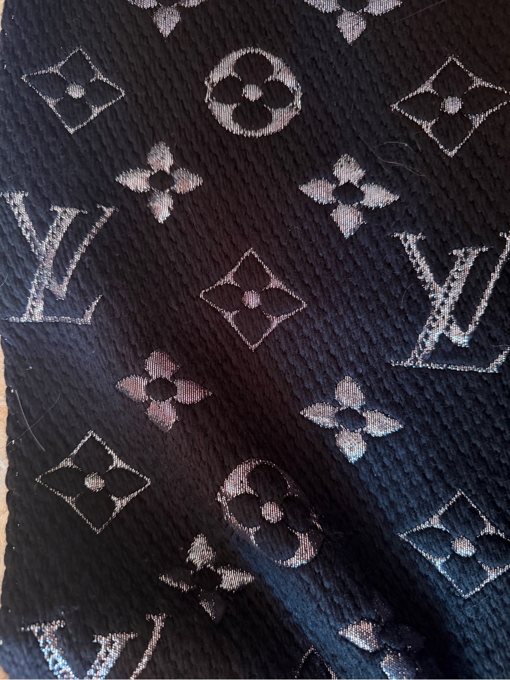 NWOT Louis Vuitton Black and Silver Logo reversible scarf. - Picture 5 of 6